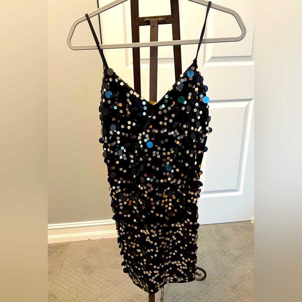 HOT 🔥🔥🔥 Ramy Brook short Sequined Party Dress for sweet 16, Quinciniera, Prom